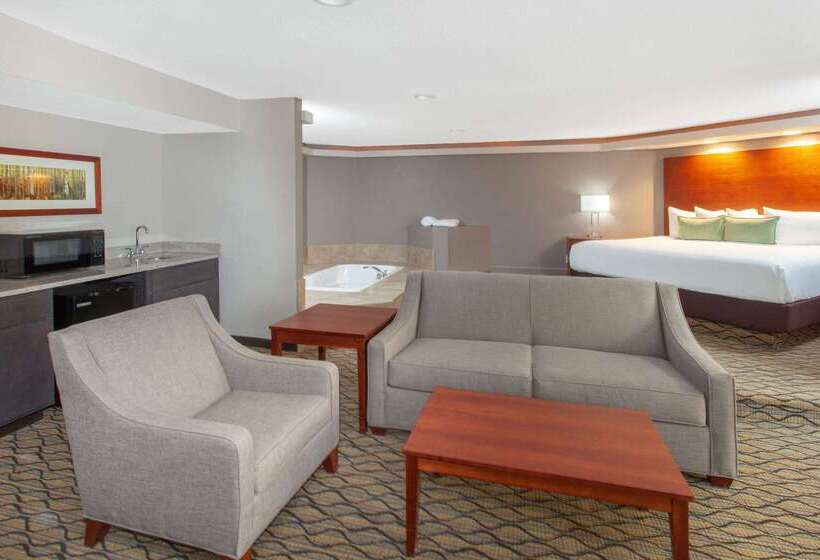 فندق Wyndham Garden Fort Wayne