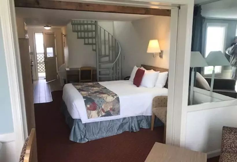 モーテル The Corsair & Cross Rip Oceanfront