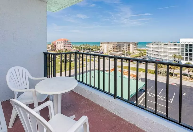 אתר נופש Beachside Hotel And Suites