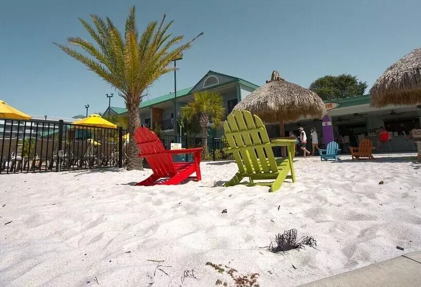 אתר נופש Beachside Hotel And Suites