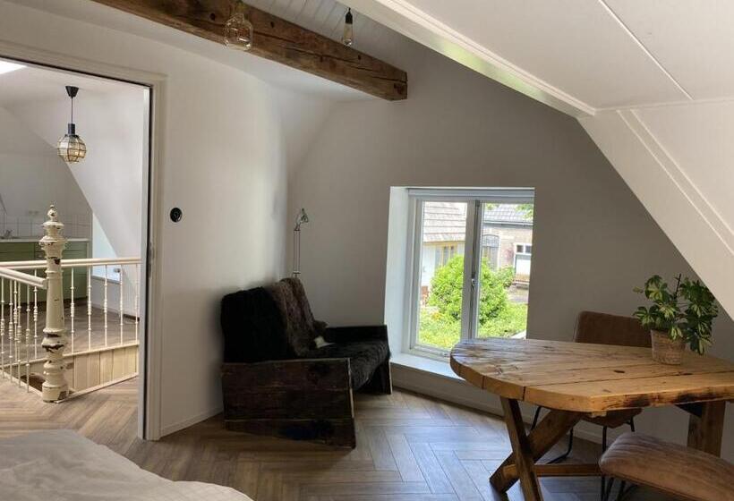 Bed and Breakfast So Hum