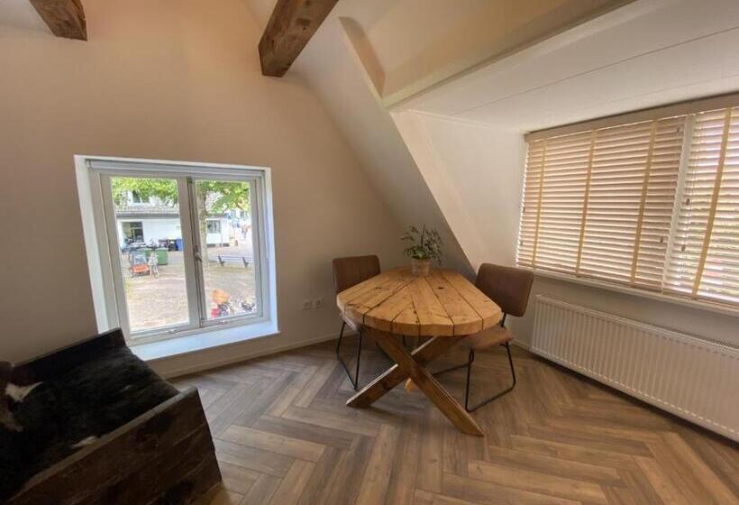 Bed and Breakfast So Hum