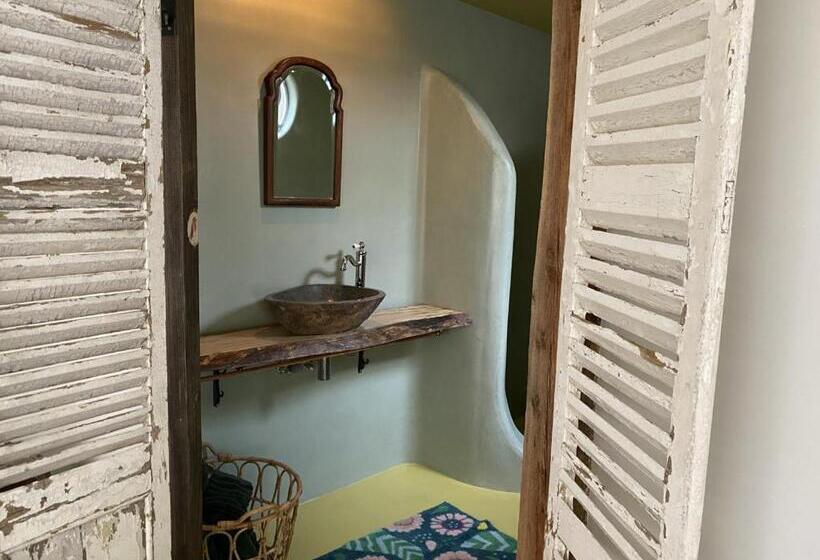 Bed and Breakfast So Hum