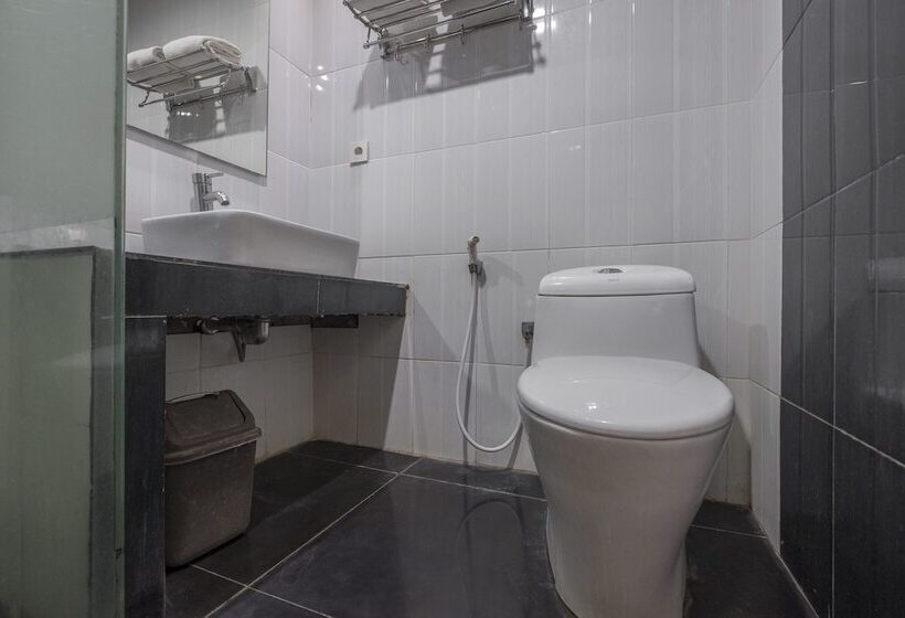 Hotell Oyo 1081 Allson City  Makassar