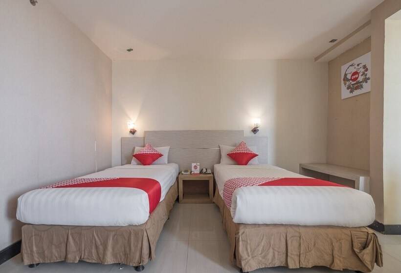 Hotell Oyo 1081 Allson City  Makassar