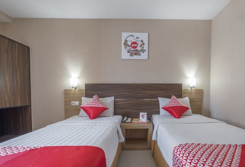 Hotell Oyo 1081 Allson City  Makassar