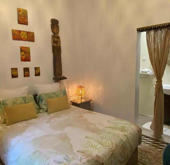 بنسيون Dazk Golden Estate