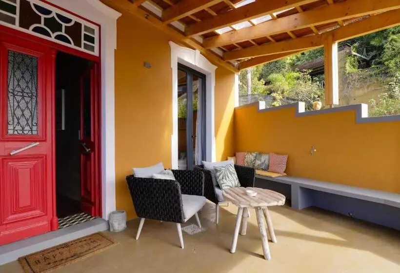 Majatalo Dazk Golden Estate