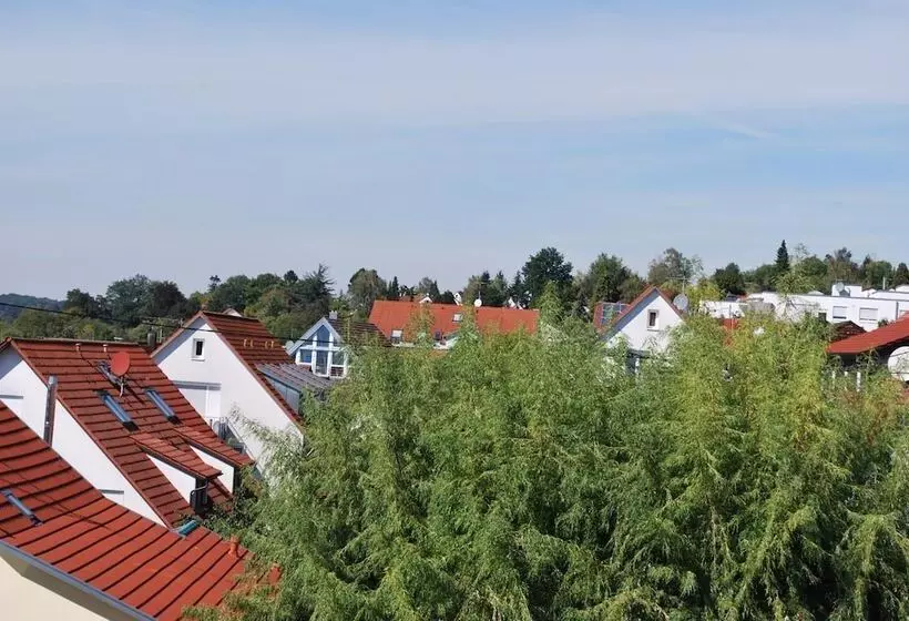 Hotelli Am Berg Esslingen