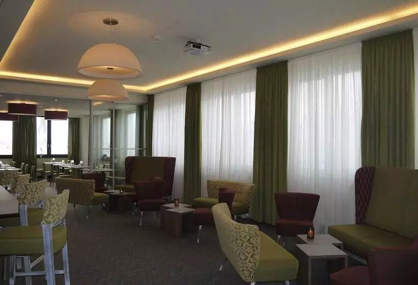 Hotelli Am Berg Esslingen