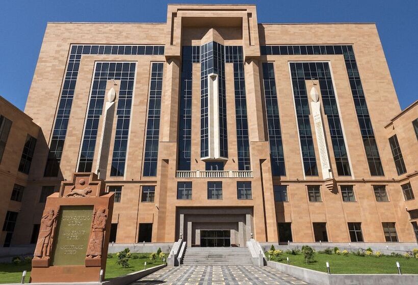 Ani Grand Hotel Yerevan