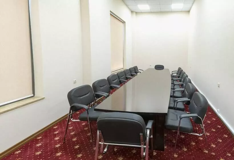 Ani Grand Hotel Yerevan