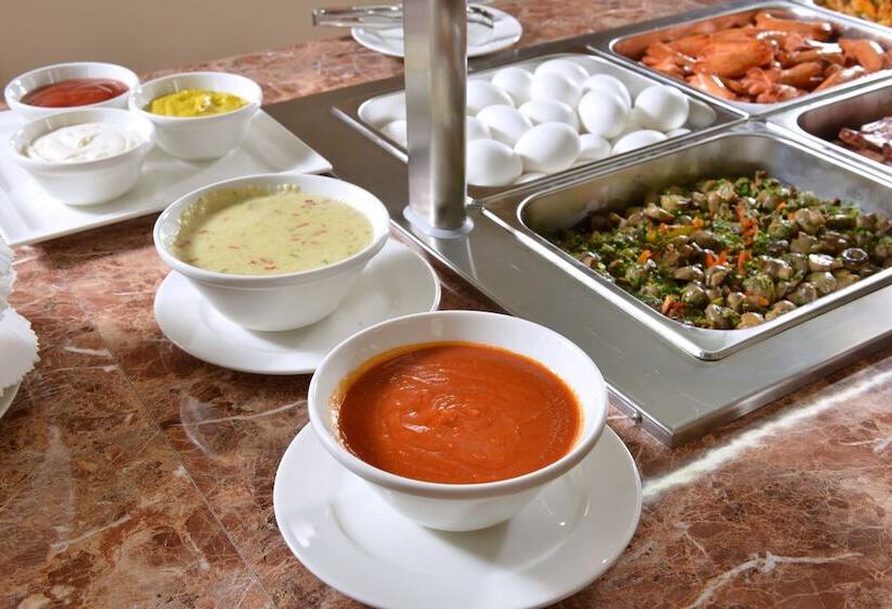 Ani Grand Hotel Yerevan