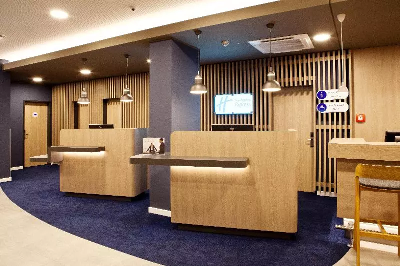 Hotelli Holiday Inn Express   Kaiserslautern, An Ihg