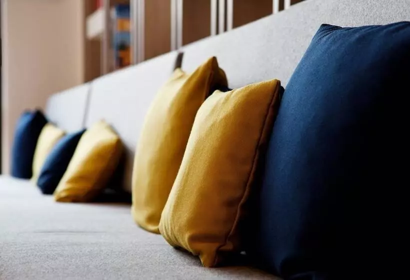 Hotelli Holiday Inn Express   Kaiserslautern, An Ihg
