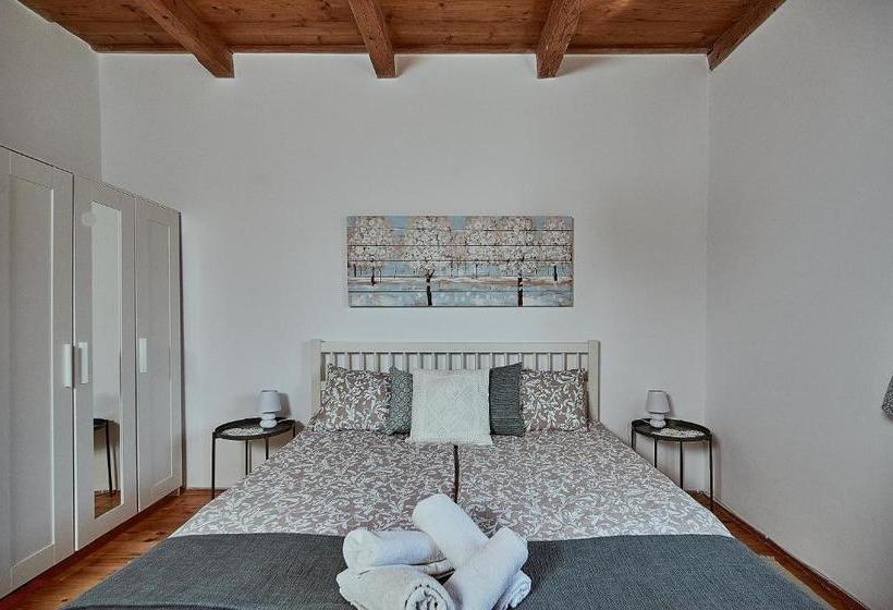 بنسيون Twin Pines Apartment