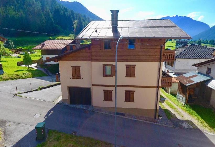 هتل Ajarnola Locazioni Turist