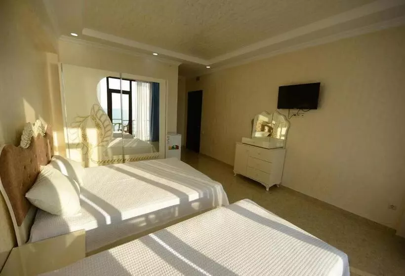 هتل Medea Kvariati