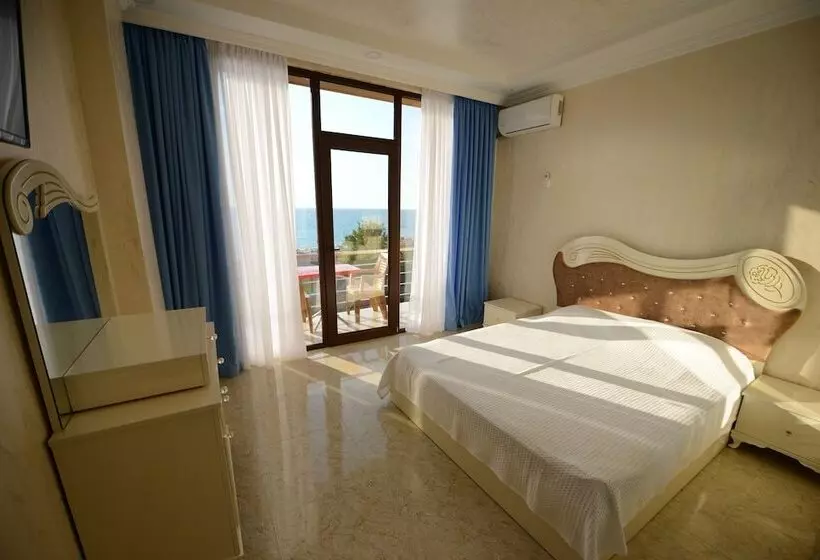 هتل Medea Kvariati