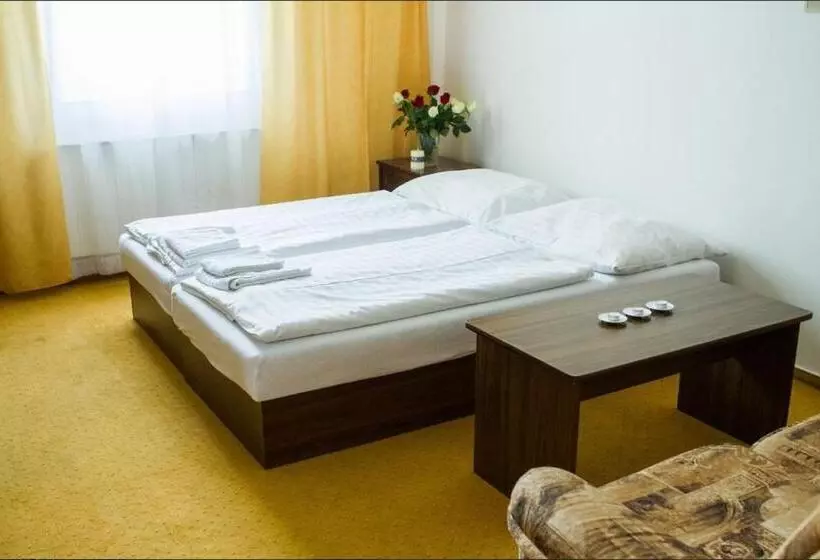 ペンション Penzion Pomnenka