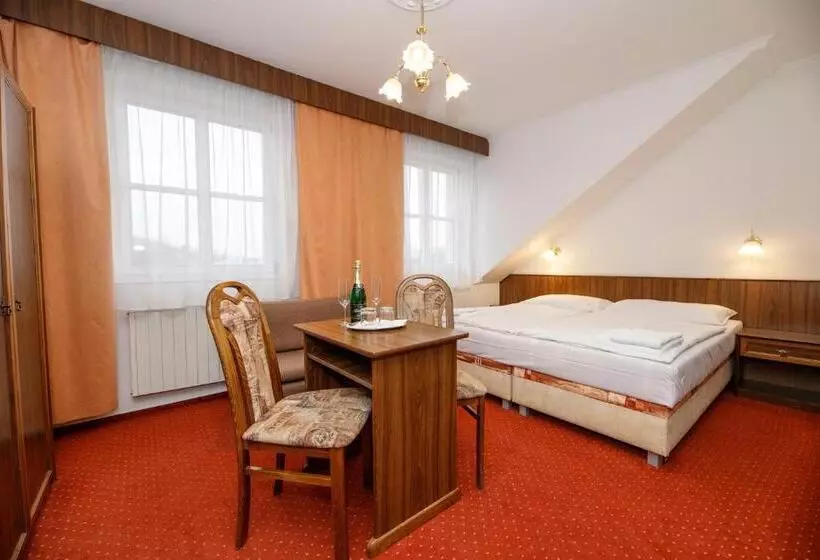 ペンション Penzion Pomnenka