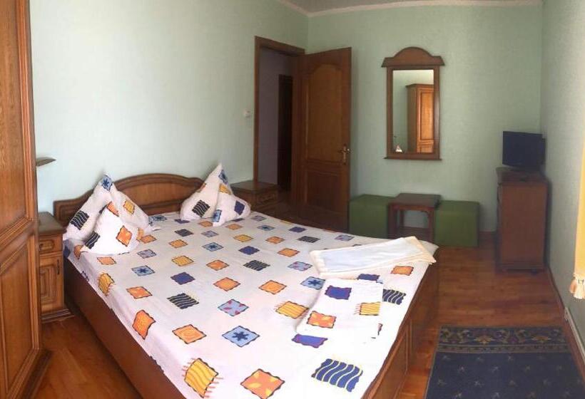 Pensiunea La Răducu