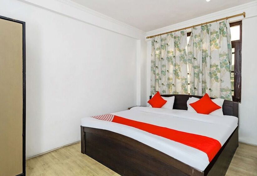 City Star Hotel & Restaurant