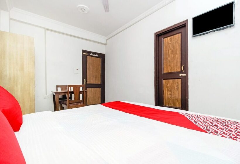 City Star Hotel & Restaurant