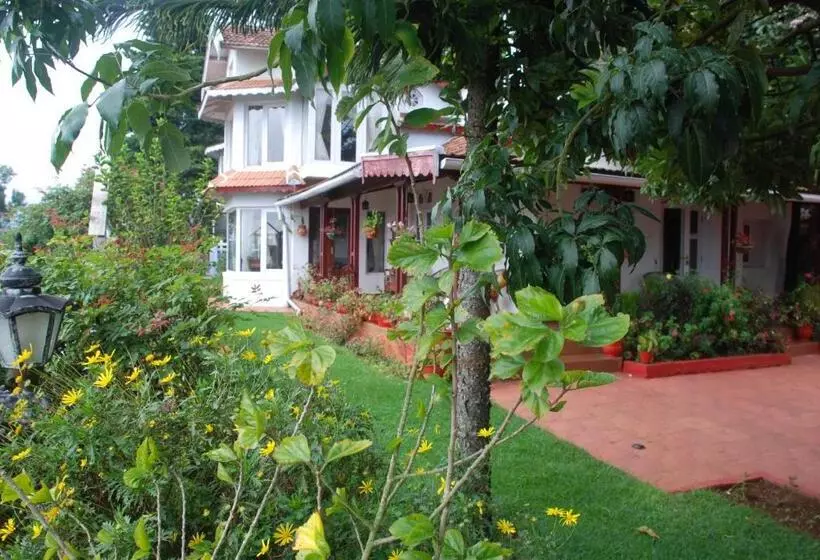 Majatalo Colonial 4 B/r Home, Great For Families, Coonoor