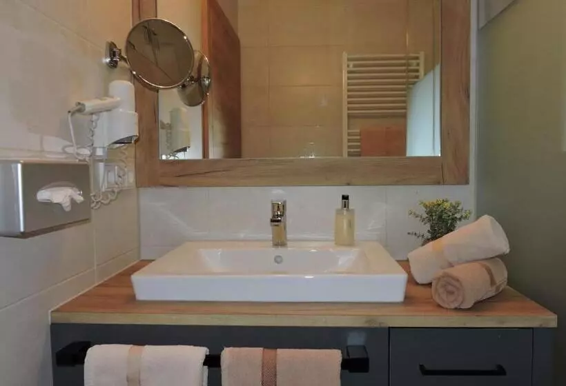 Retkeilymaja Gasthof Bergblick