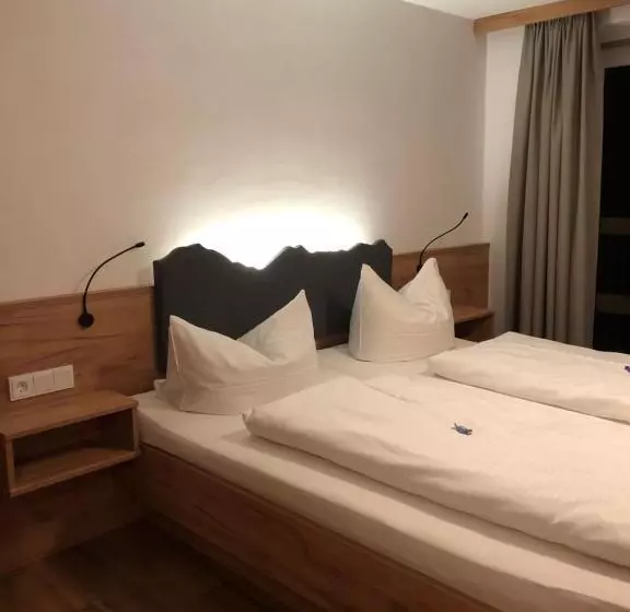 Retkeilymaja Gasthof Bergblick