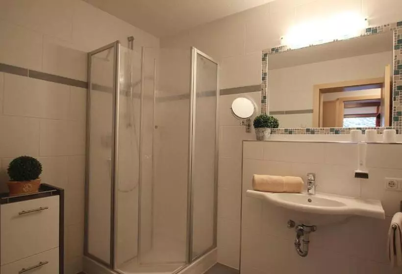 Retkeilymaja Gasthof Bergblick