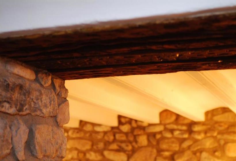 ベッドアンドブレックファースト El Castell De La Pobla De Lillet