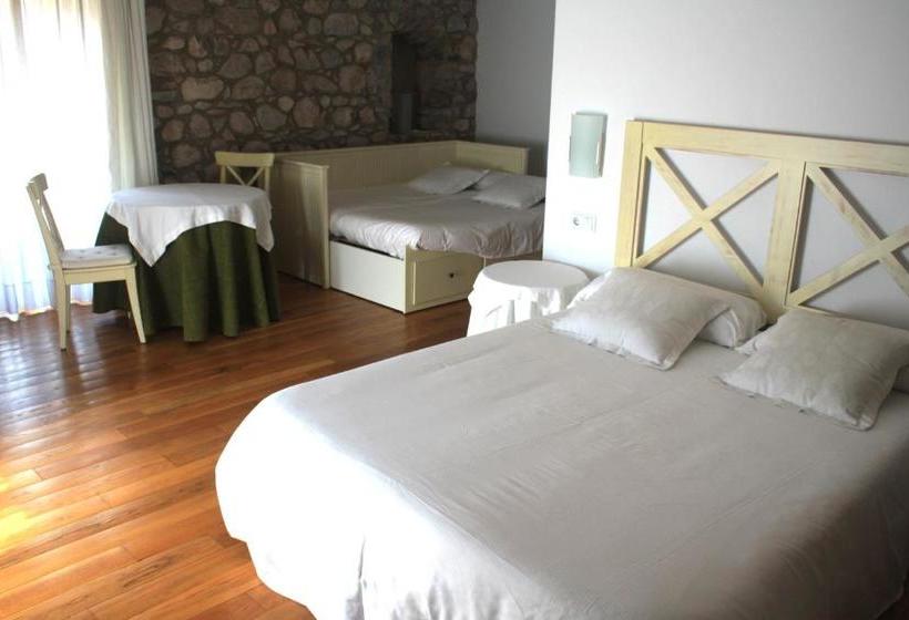 ベッドアンドブレックファースト El Castell De La Pobla De Lillet