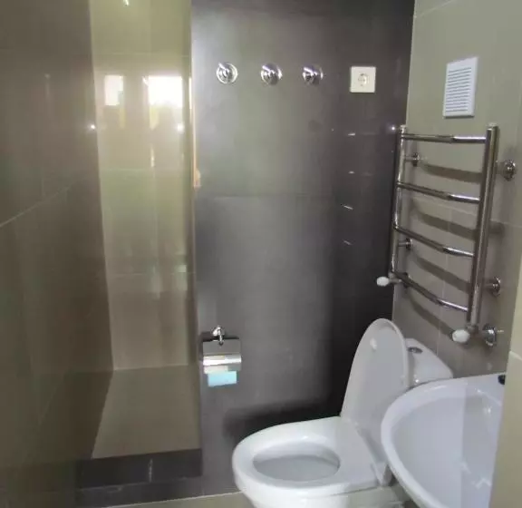 Majatalo Guest House Khan