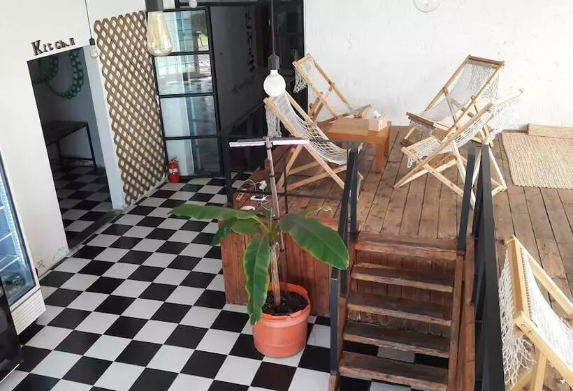Majatalo Wahaha Guesthouse   Hostel
