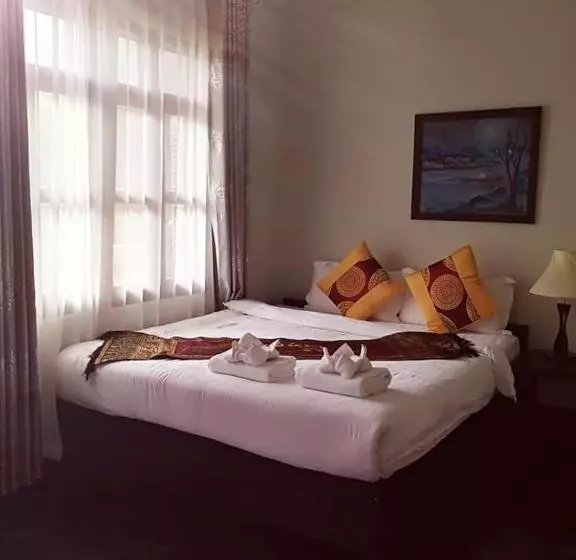 ペンション Mekhonglao Villa