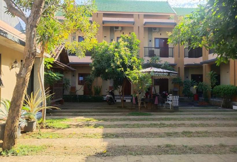 بنسيون Surya Guest House