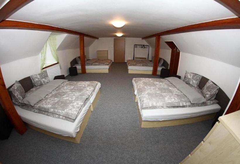 Pension Vzlet S Tělocvičnou