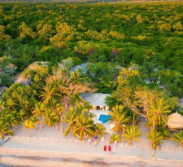 هتل Quinta Del Mar El Paraiso