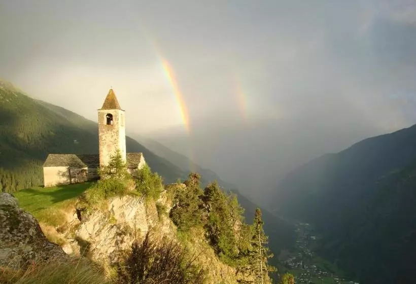 ホテル Rifugio Alpe San Romerio