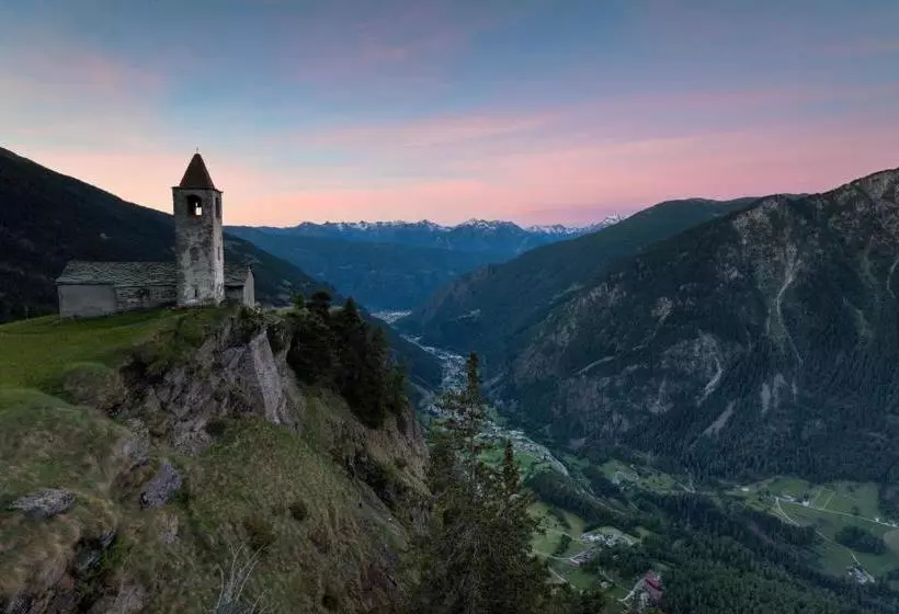 ホテル Rifugio Alpe San Romerio