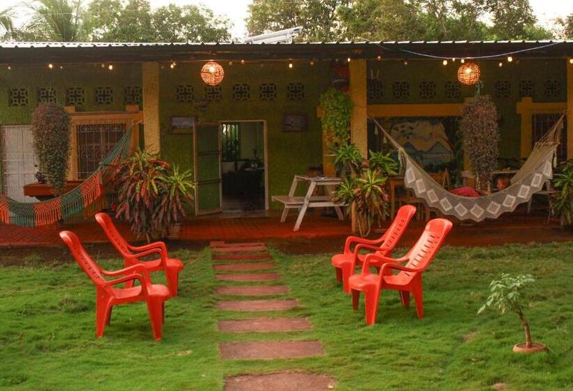 Пансион Hostal Casa Mauro