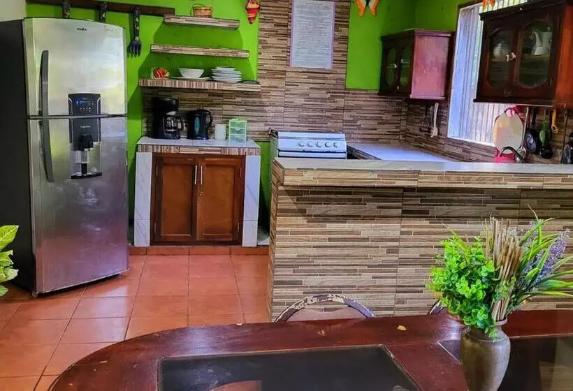 ペンション Hostal Casa Mauro