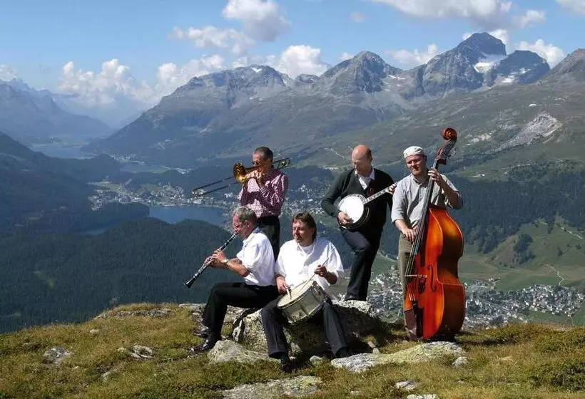 Majatalo Rosatsch Sleep Only