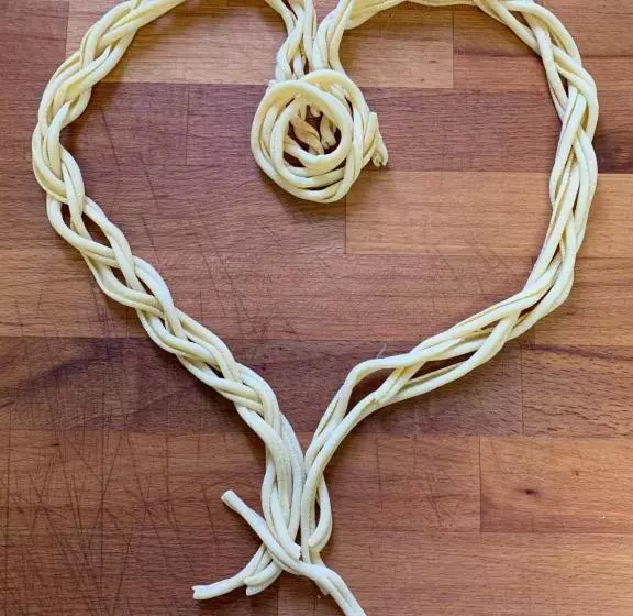 ユースホステル Grotto Zendralli