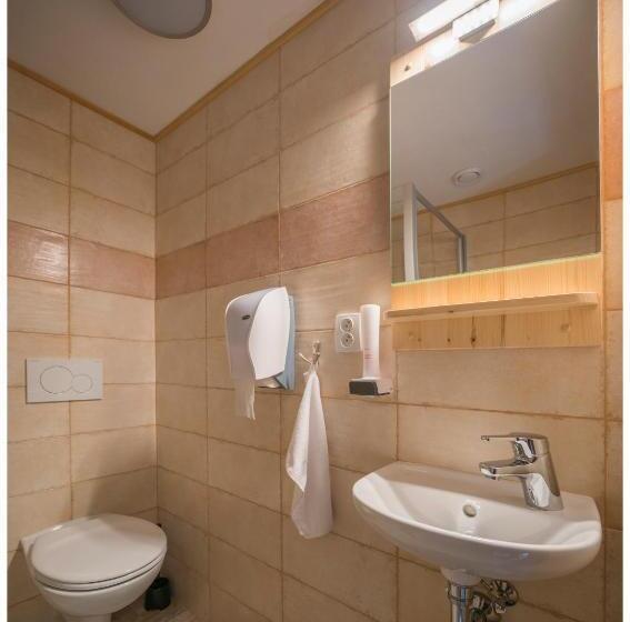 Retkeilymaja Pension U Lipy