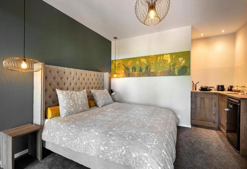 צימר Aubergine Logeren & Dineren