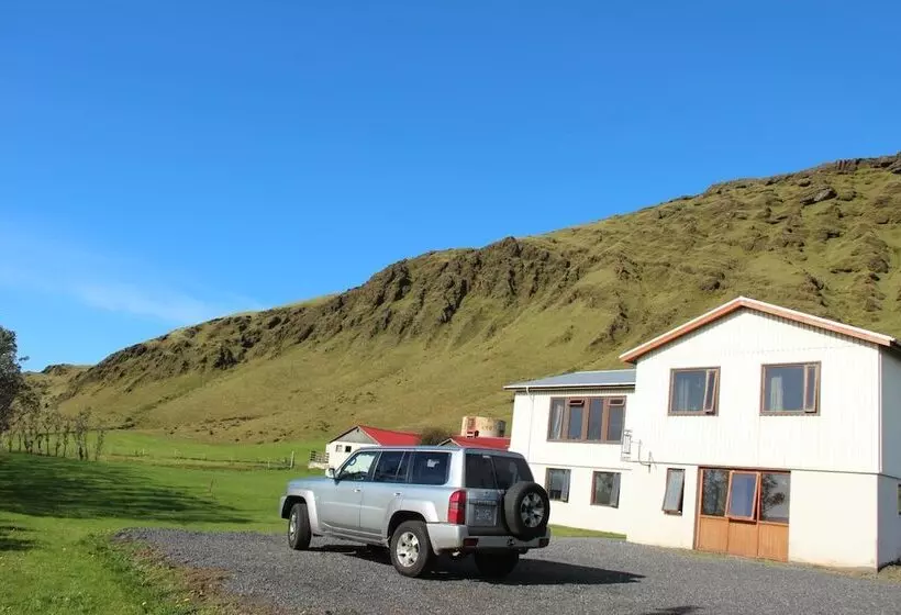 هتل Skammidalur Guesthouse