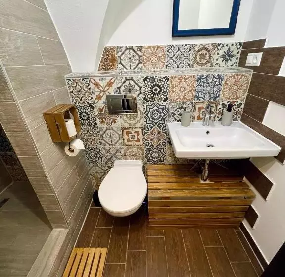 پانسیون Dorfel